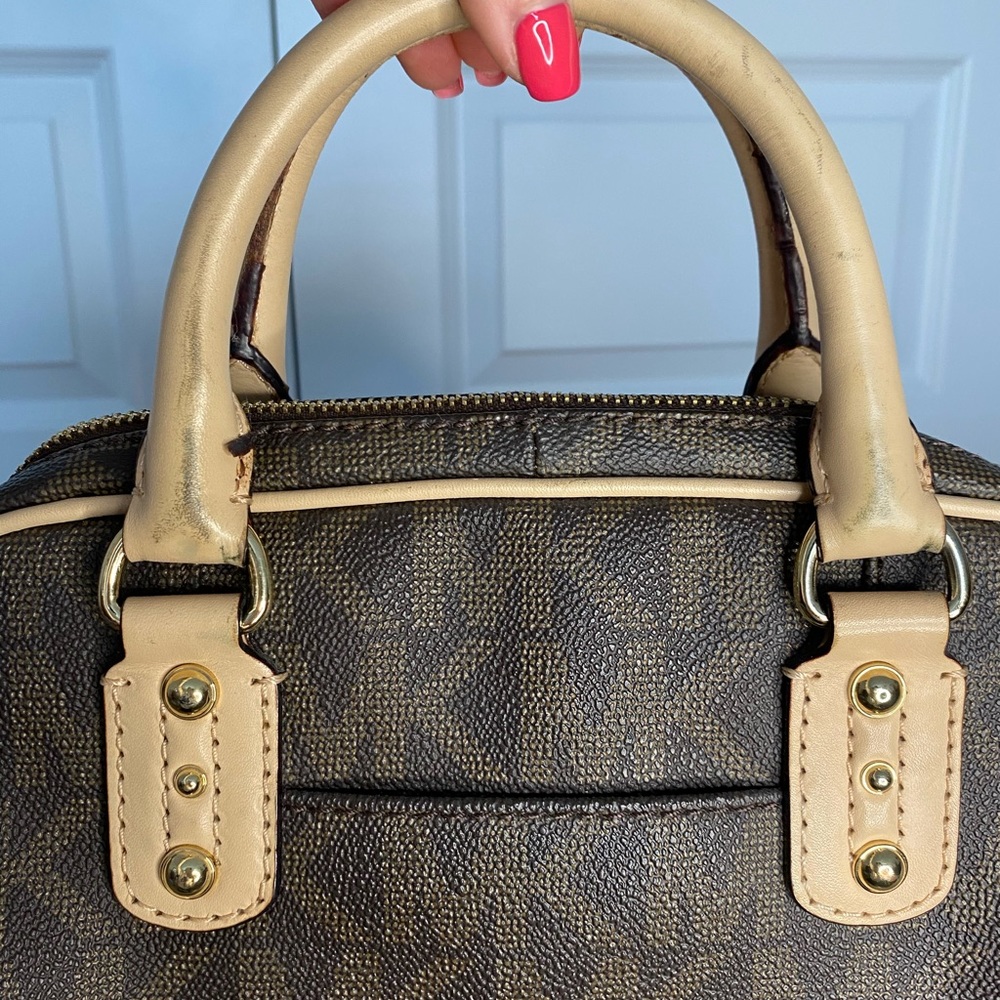 Purse - Picture 2 of 11